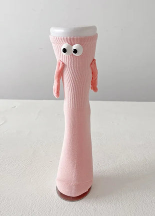 Magnetic Holding Hands Couple Socks – Funny Novelty Gift for Couples & Friends UK